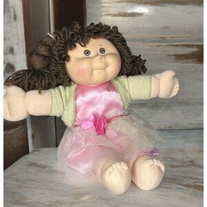 CABBAGE PATCH KIDS - Baby Doll Brown Hair Brown Eyes Xavier Roberts Signed 2017